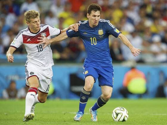 (L-R) Toni Kroos of Germany, Lionel Messi of Argentina during the final of the FIFA World Cup 2014 on July 13, 2014 at the Maracana stadium in Rio de Janeiro, Brazil. Germany v Argentina FIFA World Cup final 2013 2014 xVIxxIVx 2479299