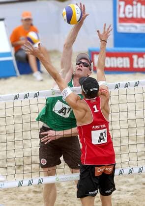 Beachvolleyball Grand Slam. Robin Valentin Seidl (AUT), Markus Böckermann (GER). Klagenfurt, 31.7.2014.