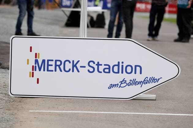 Fußball, Stadiongeschichte SV Darmstadt 98 Schild mit dem neuem Namen vom Stadion Merck-Stadion am Böllenfalltor SV Darmstadt 98, Fussball, 2. Bundesliga, 03.08.2014 , EP_MBR