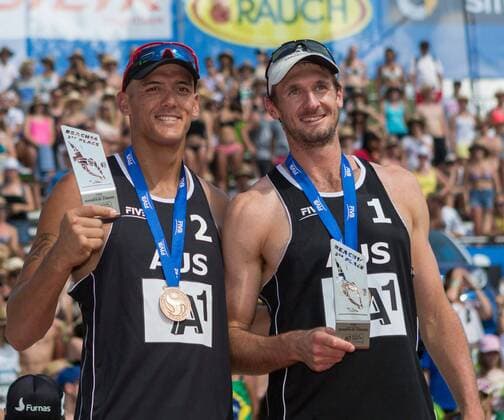 03.08.2014, Strandbad, Klagenfurt, AUT, A1 Beachvolleyball Grand Slam 2014, Finalspiel, im Bild v. l. die Bronzemedaillengewinner Isaac Kapa (AUS), Christopher McHugh (AUS) during the A1 Beachvolleyball Grand Slam at the Strandbad Klagenfurt, Austria on 2014 08 03. 2014, , EP_stei EX