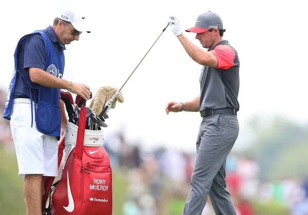 August 7, 2014: Rory McIlroy selects a club from his bag during the first round of the PGA Golf Herren Championship at Valhalla Golf Club in Louisville, Ky. GOLF: AUG 07 PGA Golf Herren - PGA Golf Herren Championship - First Round Icon10759 EDITORIAL USE ONLY