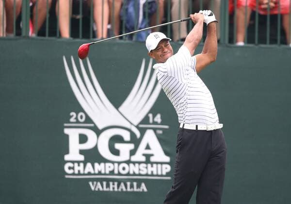 August 8, 2014: Tiger Woods tees off during the second round of the PGA Golf Herren Championship at Valhalla Golf Club in Louisville, Ky. GOLF: AUG 08 PGA Golf Herren - PGA Golf Herren Championship - Second Round Icon20143434 EDITORIAL USE ONLY