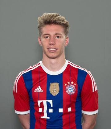 FUSSBALL 1. BUNDESLIGA SAISON 2014 2015 Fototermin beim FC Bayern München 09.08.2014 Mitchell Weiser Foto: Pressefoto ULMER Axel Grundler xxNOxMODELxRELEASExx 