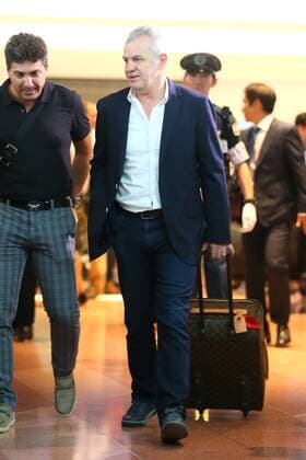 Javier Aguirre (JPN), AUGUST 11, 2014 - Football Soccer : Japan s new signing head coach Javier Aguirre arrives at Haneda Airport in Tokyo, Japan. Noxthirdxpartyxsales  ( 11538)