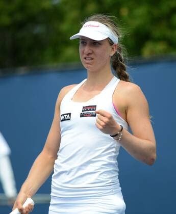 Mona Barthel (GER) macht die Faust und jubelt. Connecticut Open 2014, New Haven, United States.