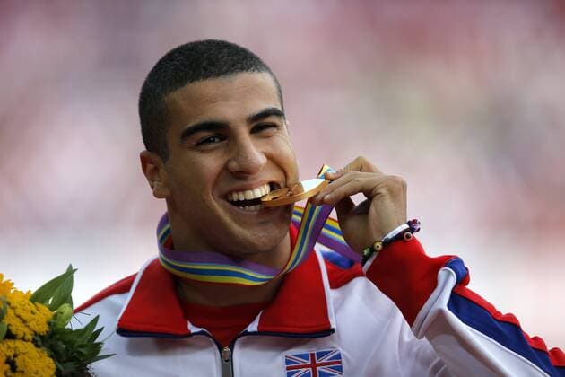 Gold medalist Adam Gemili of Great Britain and Northern Ireland poses with his medal during the medal ceremony for the Men s 200m ATHLETICS : European Championships - J6 - Zurich - 17 08 2014 PhotoNews Panoramic 