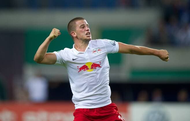 Fussball Leipzig 17.08.2014 Saison 2014 2015 DFB Pokal Runde 1 RB Leipzig - SC Paderborn 2:1 n.V. Diego Demme (Leipzig, No.31) Jubel