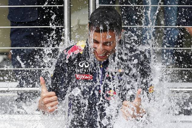 Motorsports: FIA Formula One World Championship 2014, Grand Prix of Belgium, 3 Daniel Ricciardo (AUS, Infiniti Red Bull Racing), ice bucket challenge xHOCHxZWEIx