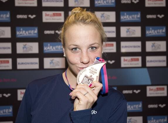 SWIMMING - LEN European championships BERLIN,GERMANY,21.AUG.14 - SWIMMING - LEN European championships, 200m Medley, women. Image shows Lisa Zaiser (AUT). Keyword: Medal. 