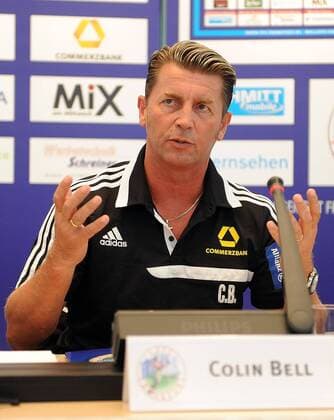 26.08.2014, xnrx, Fussball 1.Bundesliga Damen, 1.FFC Frankfurt Pressekonferenz, v.l. Trainer Colin Bell (1.FFC Frankfurt)