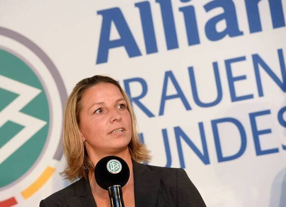 26.08.2014, xjhx, Fussball Allianz Frauenbundesliga Saisoneröffnungspressekonferenz 2014 2014, v.l. Trainerin Inka Grings (Duisburg)
