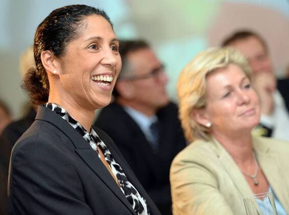26.08.2014, xjhx, Fussball Allianz Frauenbundesliga Saisoneröffnungspressekonferenz 2014 2014, v.l. Steffi Jones, Trainerin Silvia Neid (Deutschland)