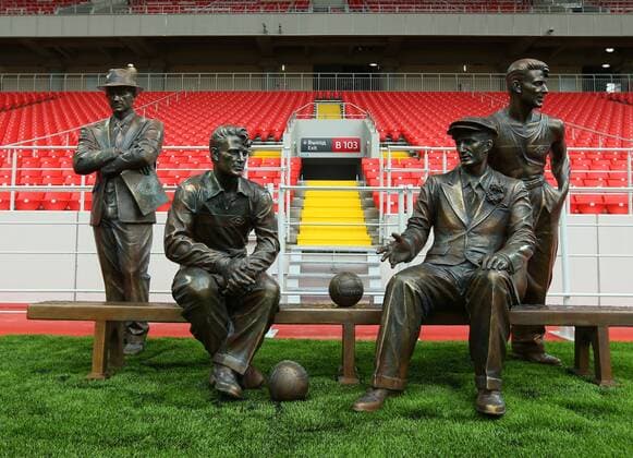 ITAR-TASS: MOSCOW, RUSSIA. AUGUST 27, 2014. A monument to the Starostin brothers, who played in Russia s football club Spartak, erected at FC Spartak Moscow s new Stadium (Otkritie Arena). The stadium is to become one of the venues of the 2018 FIFA World Cup.  RE14DC64