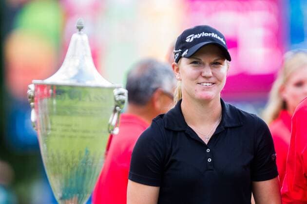 Aug. 31, 2014 - Portland, OR, USA - AUSTIN ERNST receives her trophy for winning the LPGA Golf Damen Portland Classic at Columbia Edgewater Country Club in Portland, OR on August 31, 2014. Sports News - Aug. 31, 2014  - ZUMAb13