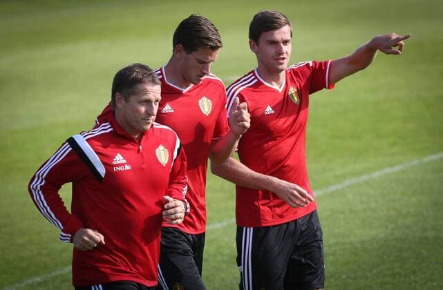 20140901 - BRUSSELS, BELGIUM: Belgium s assistant coach Vital Borkelmans, Belgium s Jan Vertonghen and Belgium s Nicolas Lombaerts pictured during a training session of Belgian national soccer team Red Devils, Monday 01 September 2014, in Brussels. Belgium will play a friendly match against the Australian national soccer team on Thursday. VIRGINIExLEFOUR  premiumd Highlight 04295538