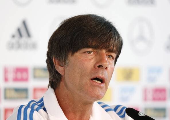 Düsseldorf , Deutschland , DFB Pressekonferenz in der Mercedes - Benz Niederlassung in Düsseldorf 02.09.2014 in Düsseldorf Bundestrainer Joachim LÖW