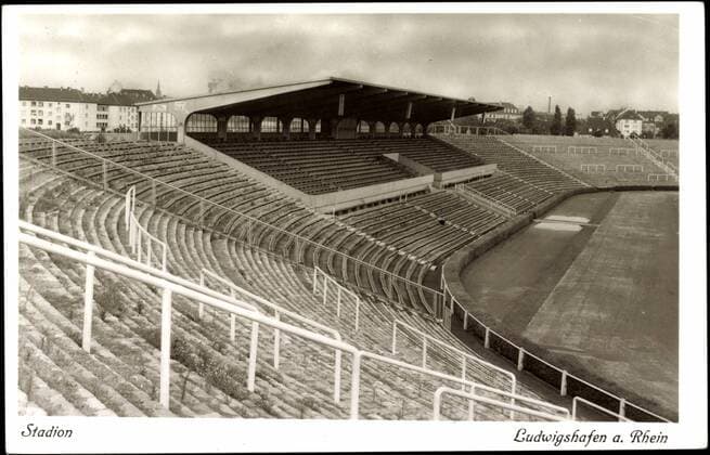 Ludwigshafen, Adolf Hitler Stadion !AUFNAHMEDATUM GESCHÄTZT!