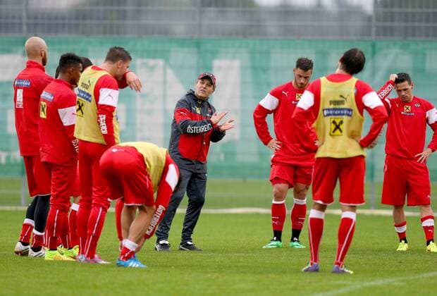 SOCCER - UEFA EURO 2016 quali, AUT vs SWE, preview VIENNA,AUSTRIA,02.SEP.14 - SOCCER - UEFA European Championship 2016, qualification, OEFB international match, Austria vs Sweden, preview, training. Image shows Robert Almer, David Alaba, head coach Marcel Koller, Marko Arnautovic and Christoph Leitgeb (AUT).
