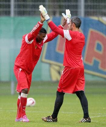 SOCCER - UEFA EURO 2016 quali, AUT vs SWE, preview VIENNA,AUSTRIA,02.SEP.14 - SOCCER - UEFA European Championship 2016, qualification, OEFB international match, Austria vs Sweden, preview, training. Image shows David Alaba and Ramazan Oezcan (AUT). 
