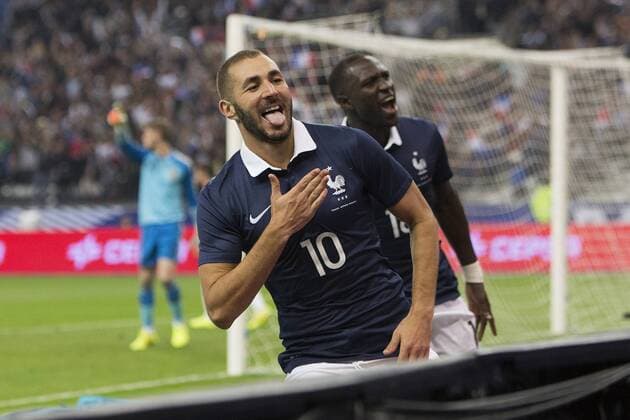 Karim Benzema of France prematurely celebrates his opening goal which was disallowed - France vs. Spain - International Friendly - Stade de France - Paris - 04 09 2014 Pic Philip Oldham Sportimage EDITORIAL USE ONLY. No use with unauthorised audio, video, data, fixture lists, club league logos or live services. Online in-match use limited to 120 images, no video emulation. No use in betting, games or single club league player publications.