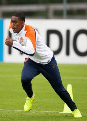 05.09.2014, Sportzentrum, Seefeld, AUT, FS Vorbereitung, Trainingslager, Niederlaendisches Nationalteam, im Bild Leroy Fer Netherlands national soccer team player Leroy Fer during a training session of the national footballteam of Netherlands in preparation for the upcoming EURO 2016 qualifying match against Czech Republic on 09. Spetember 2014 in Prague, at the trainingsground Sportzentrum in Seefeld, Austria on 2014 09 05.  EP_Gro  