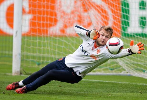 05.09.2014, Sportzentrum, Seefeld, AUT, FS Vorbereitung, Trainingslager, Niederlaendisches Nationalteam, im Bild Jeroen Zoet Netherlands national soccer team goalkeeper Jeroen Zoet during a training session of the national footballteam of Netherlands in preparation for the upcoming EURO 2016 qualifying match against Czech Republic on 09. Spetember 2014 in Prague, at the trainingsground Sportzentrum in Seefeld, Austria on 2014 09 05.  EP_Gro  