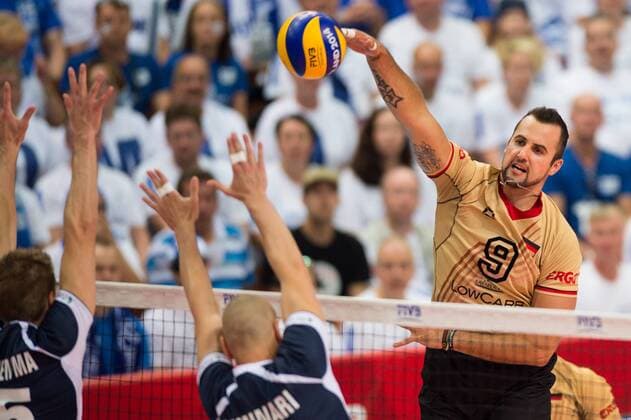 06.09.2014, Spodek, Kattowitz Volleyball, FIVB Volleyball Men s World Championship 2014, Deutschland (GER) vs. Finnland (FIN) Block Doppelblock Matti Oivanen ( 15 FIN), Olli Kunnari ( 12 FIN) - Angriff Georg György Gyoergy Grozer ( 9 GER)