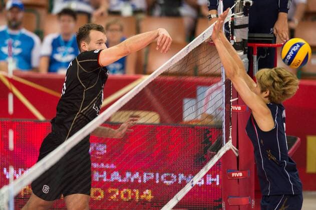 07.09.2014, Spodek, Kattowitz Volleyball, FIVB Volleyball Men s World Championship 2014, Deutschland (GER) vs. Korea (KOR) Angriff Denis Kaliberda ( 6 GER) - Block Min-Gyu Lee ( 6 KOR)