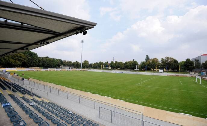 07.09.2014, xfux, Fussball 1.Bundesliga Damen, 1.FFC Frankfurt - , v.l. Ansicht vom Stadion am Brentanobad