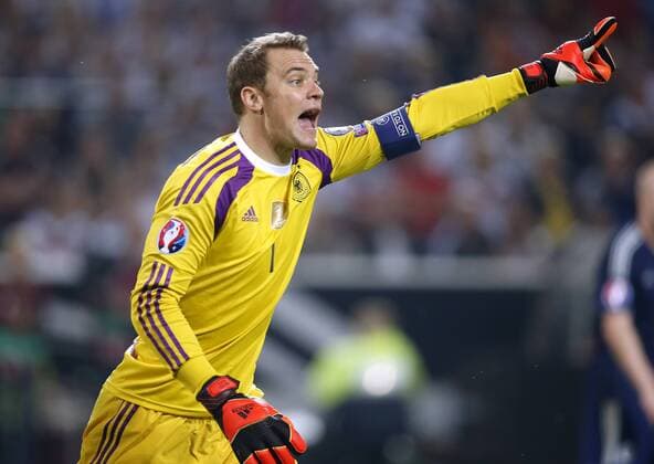 NEUER Manuel Torwart und Kapitaen Team Deutschland UEFA Euro 2016 Qualifikation Spiel Deutschland - Schottland 2 : 1 am 07. August in Dortmund 