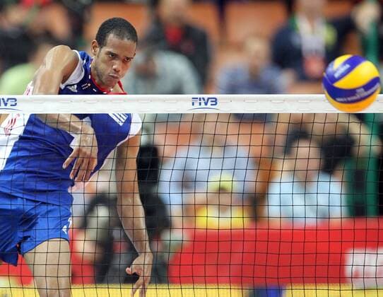 07.09.2014 - Katowice , Spodek , FIVB Men s World Championship , pool B Brazil (yellow) - Cuba (blue): Javier Ernesto Jimenez .  140907DAM083