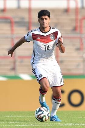 Fußball U19-Länderspiel Deutschland - England am 08.09.2014 im Stadion Niederrhein in Oberhausen Mahmoud Dahoud ( Deutschland )