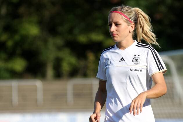 09.09.2015 Neu-Isenburg Training Frauen-Nationalmannschaft vor den Qualifikationsspielen zur WM 2015 in Kanada Einzelbild (DFB)