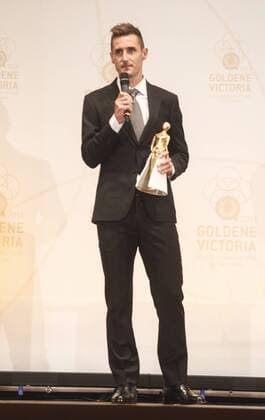 Miroslav Klose erhält den Integrationspreis Goldene Victoria der Deutschlandstiftung im Auswärtigen Amt am 11.09.2014 in Berlin. Miroslav Klose erhält Integrationspreis Goldene Victoria in Berlin