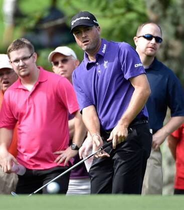 Ryan Palmer chips to No. 2 during the second round of the PGA Golf Herren Tour Championship on September 12, 2014, at East Lake Golf Club in Atlanta.  AJP2014091216