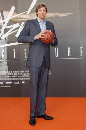 Dirk Nowitzki bei der Weltpremiere von Nowitzki - Der perfekte Wurf im Cinedom am 16.09.2014 in Köln. Weltpremiere von Nowitzki - Der perfekte Wurf in Köln