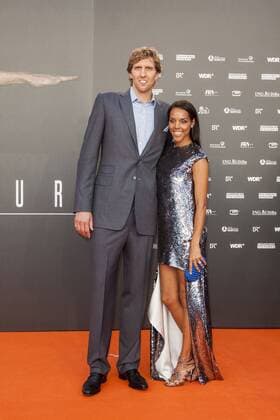 Dirk und Jessica Nowitzki bei der Weltpremiere von Nowitzki - Der perfekte Wurf im Cinedom am 16.09.2014 in Köln. Weltpremiere von Nowitzki - Der perfekte Wurf in Köln