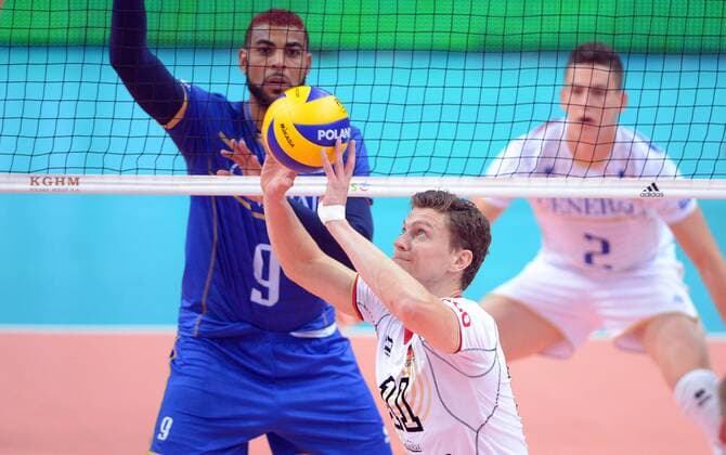 Kattowitz Frankreich - Deutschland Earvin Ngapeth (L), Lukas Kampa (R).  140916WAN087