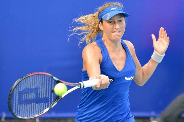 Shahar Peer of Israel at WTA Tennis Damen Guangzhou Open  20140917_10036