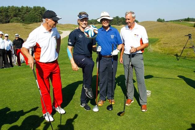 v.li. Franz Beckenbauer (Deutschland),Bernhard Langer (Deutschland),Wijnand Pon (Niederlande),Johan Cruyff (Niederlande) - WINSTONgolf Senior Open 2014 in Vorbeck bei Schwerin - Deutschland, Golf, Mann, Männer,18.09.2014