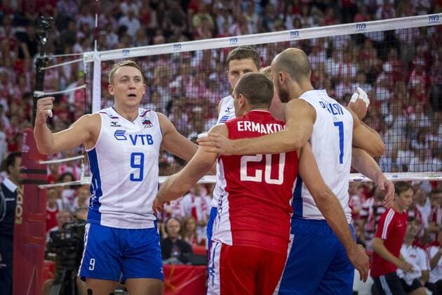 MÅö Siatkarzy 2014 - Polska - Rosja Ph: Dariusz Stepien East News FIVB Volleyball Men s World Championship Poland 2014. Poland vs. Russia on September 18.09.2014 in Lodz, Poland In the picture: Team Russia celebrating a point  EN_01145942_0014