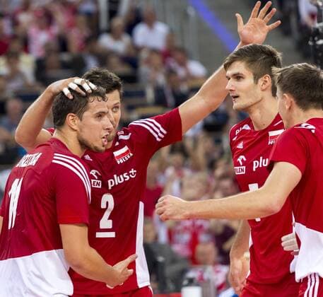 MÅö Siatkarzy 2014 - Polska - Rosja Ph: Dariusz Stepien East News FIVB Volleyball Men s World Championship Poland 2014. Poland vs. Russia on September 18.09.2014 in Lodz, Poland In the picture: Poland s players celebrate after winning a point.  EN_01145942_0020