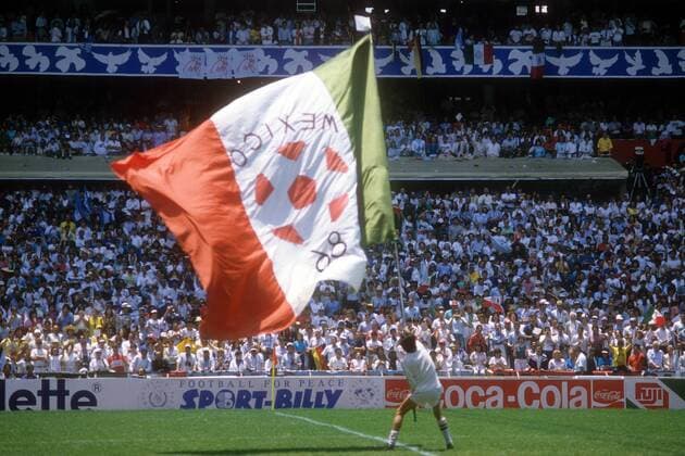 Fahnenschwenker während der WM 1986 in Mexiko