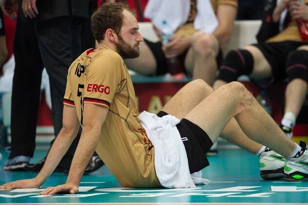 20.09.2014, Spodek, Kattowitz Volleyball, FIVB Volleyball Men s World Championship 2014, Halbfinale, Deutschland (GER) vs. Polen (POL) Dirk Westphal ( 7 GER) enttäuscht enttaeuscht traurig nach der Niederlage