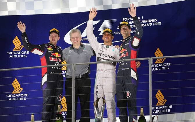 Lewis Hamilton; Mercedes Grand Prix, Sieg vor Sebastian Vettel; und Daniel Riccardo, Red Bull Racing, formula 1 GP, Singapore, 21.09.2014 Photo:mspb Thomas Melzer Lewis Hamilton; Sieg, Sebastian Vettel; Daniel Riccardo, formula 1 GP, Singapore,