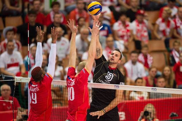 21.09.2014, Spodek, Kattowitz Volleyball, FIVB Volleyball Men s World Championship 2014, Spiel Platz 3 4, Deutschland (GER) vs. Polen (POL) Block Doppelblock Earvin Ngapeth ( 9 FRA), Kevin Le Roux ( 10 FRA) - Angriff Georg György Gyoergy Grozer ( 9 GER)