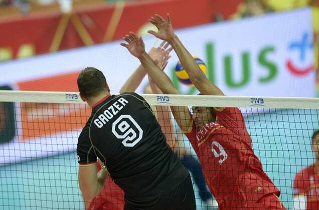 MÅö Siatkarzy 2014 - Niemcy - Francja Ph: Lukasz Kalinowski East News FIVB Volleyball Men s World Championship Poland 2014. Germany vs France on September 21, 2014 in Katowice, Poland. In the picture: 9 Gyorgy Grozer 9 Earvin Ngapeth  EN_01146233_0064