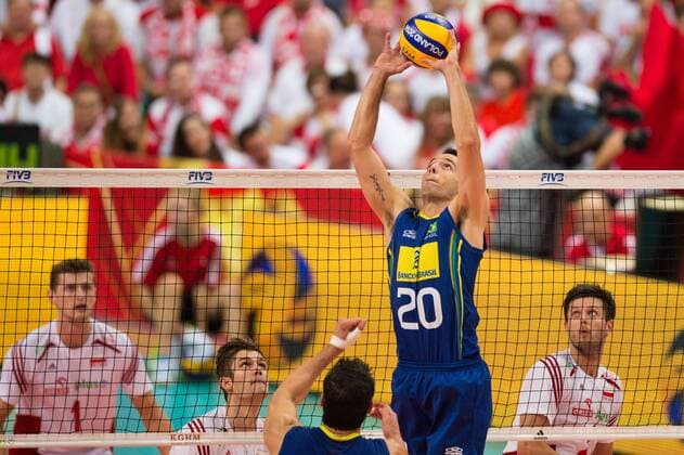 21.09.2014, Spodek, Kattowitz Volleyball, FIVB Volleyball Men s World Championship 2014, Finale, Polen (POL) vs. Brasilien (BRA) Zuspiel Raphael Vieira de Oliveira ( 20 BRA)