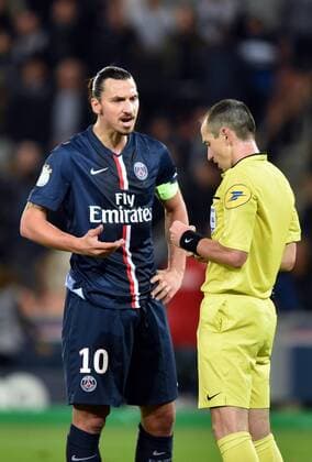 Zlatan Ibrahimovic (psg) - Ruddy Buquet (arbitre) - Paris Saint Germain vs Olympique Lyon - Ligue 1 - 21 09 2014 AnthonyBIBARD FEPx 