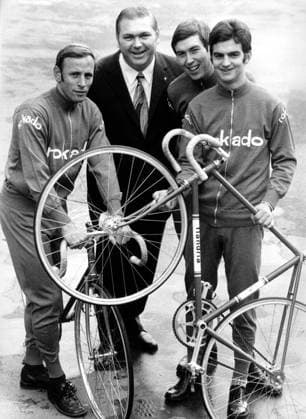 Vorstellung des Rekato-Rennstalls in Dortmund, v.li.: Rolf Wolfshohl, Rennstall-Chef Robert Kahl, Gerben Karstens und Karl-Heinz Muddemann